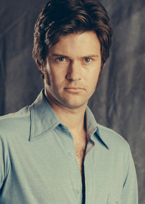 Dan Musgrove
as Lefty Munroe