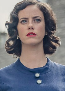 Kaya Scodelario
as Hermia Easterbrook