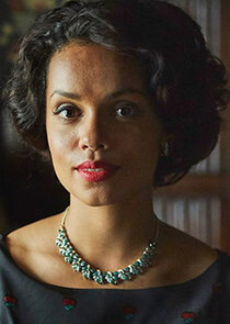 Georgina Campbell
as Delphine Easterbrook