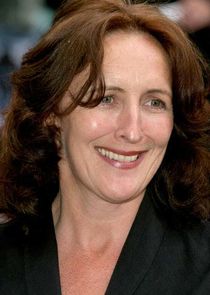 Fiona Shaw
as Rose Aguineau