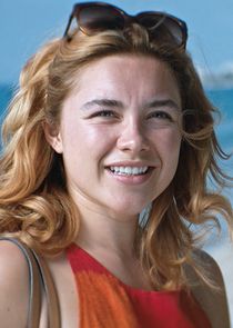 Florence Pugh
as Charlie / Charmian Ross