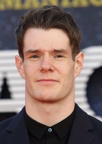 Connor Swindells
as Tommy Silversides