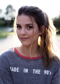 Masey McLain
as Ashley Baxter