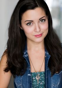 Emily Peterson
as Brooke Baxter-West