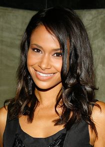 Shannon Kane
as Samantha Jones