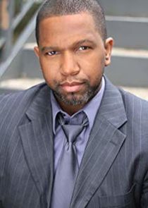 Keith Arthur Bolden
as Detective Reynolds