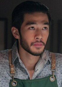 Justin Chien
as Charles Sun