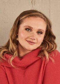 Danielle MacDonald
as Helen Chambers