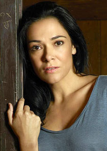 Simone Kessell
as Rebecca