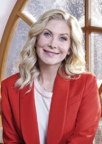 Elizabeth Mitchell
as Carol Calvin / Mrs. Claus