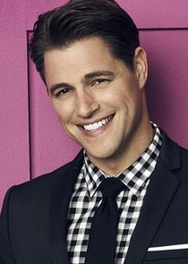 Sam Page
as Richard Hunter