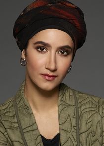 Nikohl Boosheri
as Adena El Amin