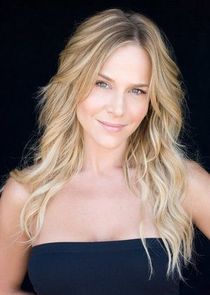 Julie Benz
as Kate Keys