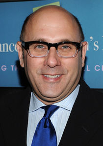 Willie Garson
as Dr. Kreutz