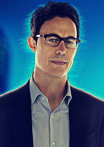 Tom Cavanagh
as Dr. Harrison Wells
