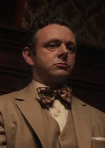 Michael Sheen
as Kenton Price