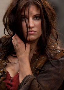 Bree Condon
as Groovy VaVoom