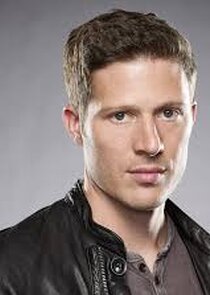 Zach Gilford
as Young Roderick