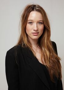 Sophie Lowe
as Connie