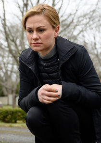 Anna Paquin
as Joanie Lockhart