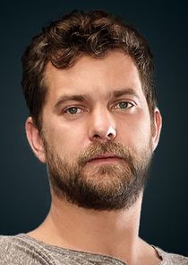 Joshua Jackson
as Cole Lockhart
