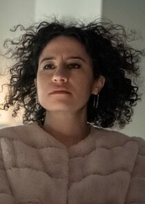Ilana Glazer
as Chelsea