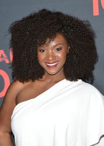 Saycon Sengbloh
as Lillian Williams