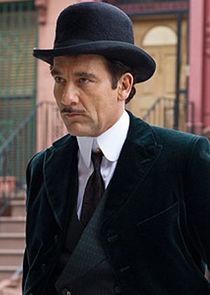 Clive Owen
as Dr. John W. Thackery
