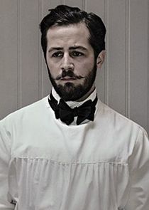 Michael Angarano
as Dr. Bertram 