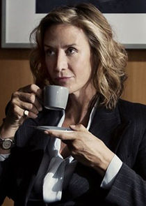 Janet McTeer
as Dame Julia Walsh