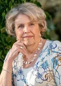 Anne Reid
as Ann Moore-Martin