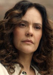 Cristina Umaña
as Gloria Bonalde