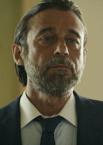 Jordi Mollà
as President Nicolás Reyes