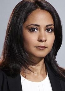 Parminder Nagra
as Meera Malik