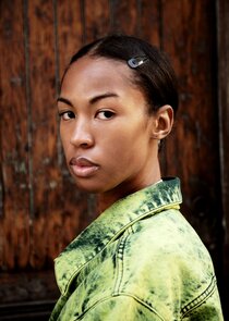 Kita Updike
as Nellie Morris