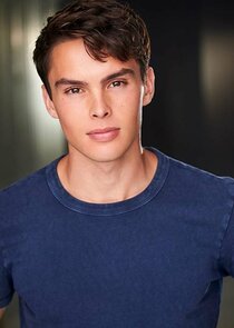 Jared Scott
as Killian Lin