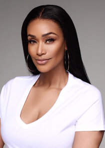 Tami Roman
as Lillian Scoville
