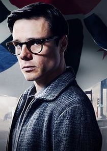 Rupert Evans
as Frank Frink