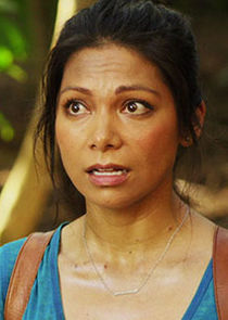 Ginger Gonzaga
as Emma Cook