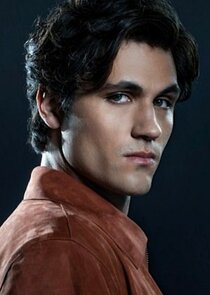 Drake Rodger
as John Winchester