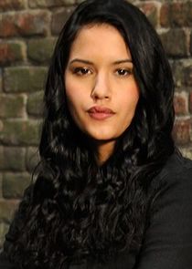 Tanaya Beatty
as Jessica Finch
